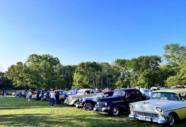 Beef Barn Summer Car Cruises