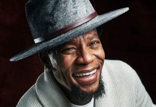 DL Hughley at the Comedy Connection