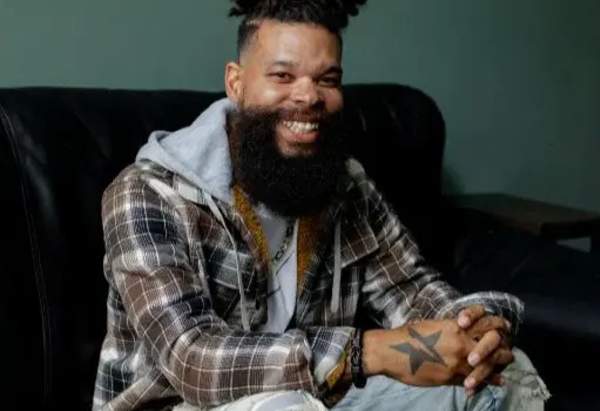 Damon Darling at Comedy Connection