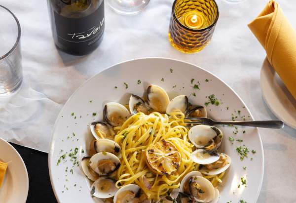 Tavolo Wine Bar & Tuscan Grille