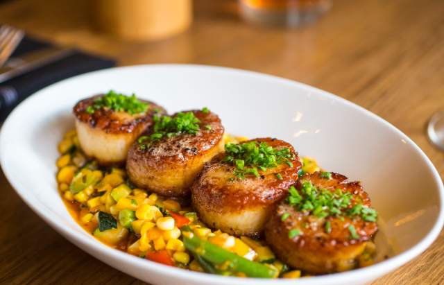 Best Downtown Dining in Fort Wayne, Indiana