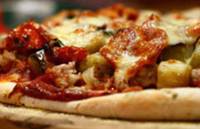 10 HOUSTON PIZZAS YOU NEED