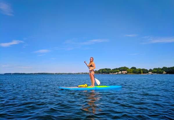 Beginner's Guide to Stand Up Paddle Boarding