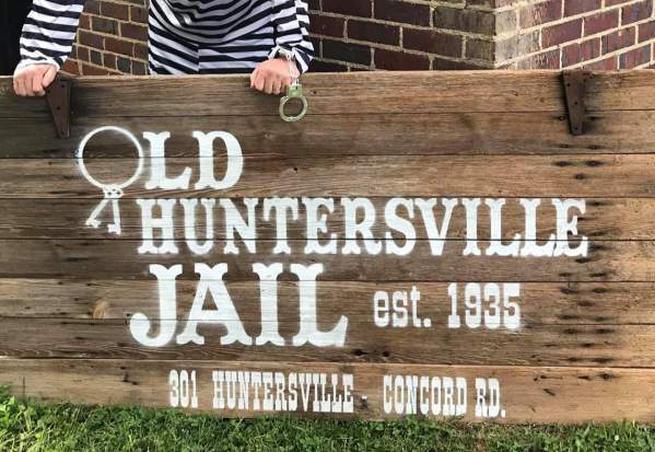 Diving In: Old Huntersville Jail