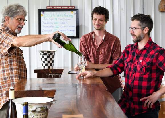 NYC to Niagara Falls Road Trip: Wine and Cider Fans