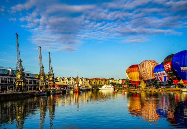 Hot air balloons on Bristol Harbourside - credit Beth Whelan