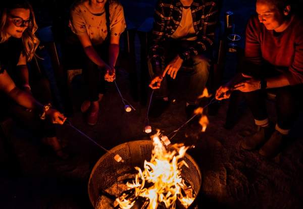 Cooking around campfire