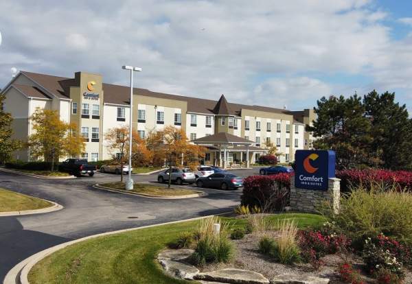 Comfort Inn & Suites Geneva-West Chicago