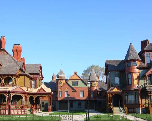 Lakeshore Museum Center