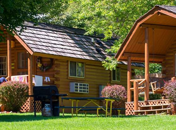 Cabins at Herkimer Diamond Mines page