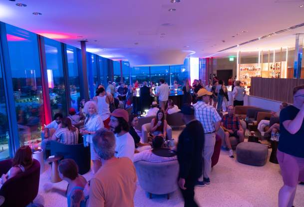 Tower Bar