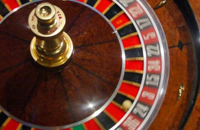 Roulette wheel Cadillac Jacks