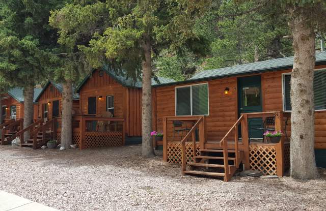 Allen Gulch Cabins