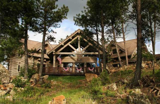 Buffalo Rock Lodge & Cabins