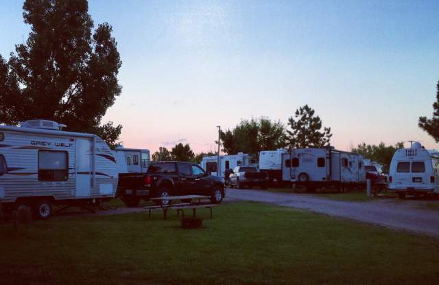 Sleepy Hollow RV Park & Campground