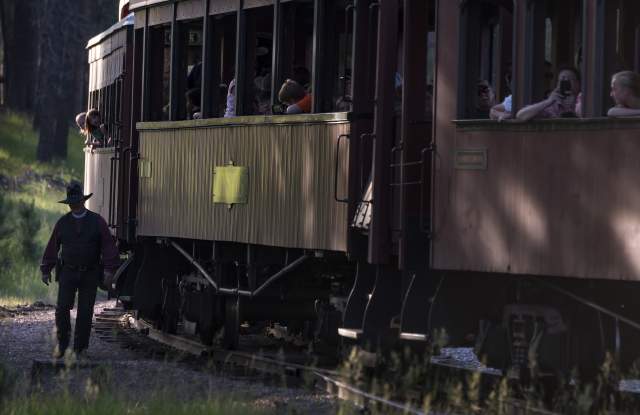 Old West Shootout on the 1880 Train