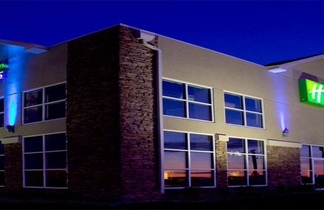 Holiday Inn Express I-90