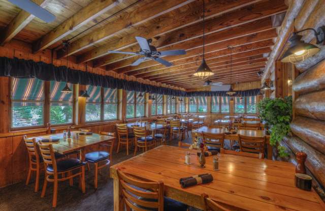 Powder House Lodge Restaurant