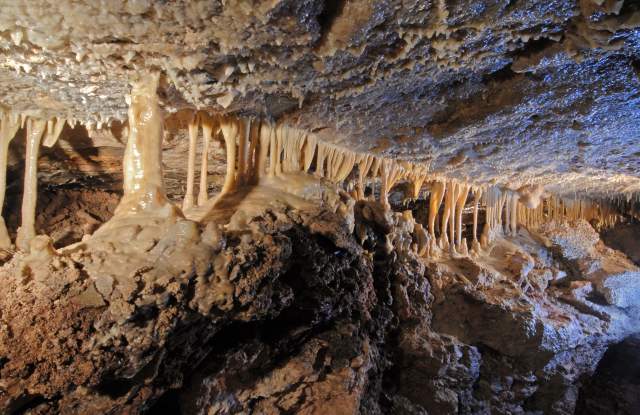 Wonderland Cave