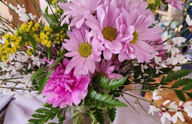 Custer Spring Blooms: A May Day Workshop