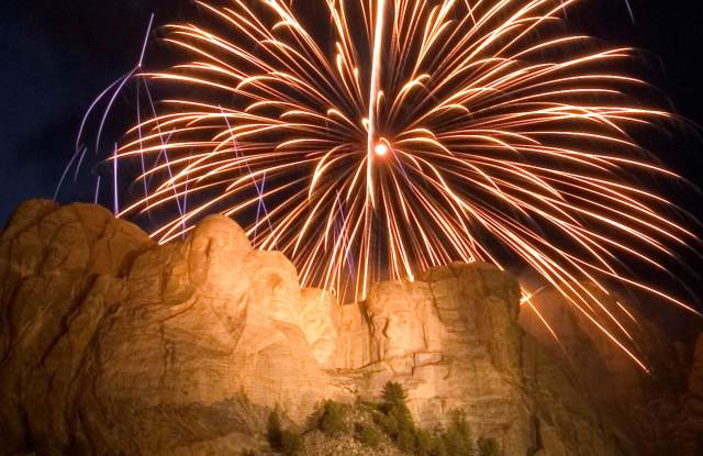 Mount Rushmore National Memorial Fireworks