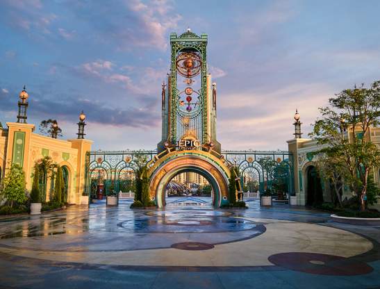 Epic Universe Chronos 800x620