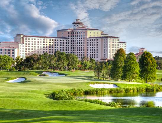 Exterior view of Rosen Shingle Creek resort and golf course
