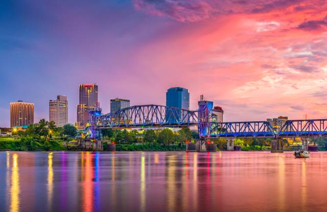 Road Trip Itinerary: Little Rock to Branson
