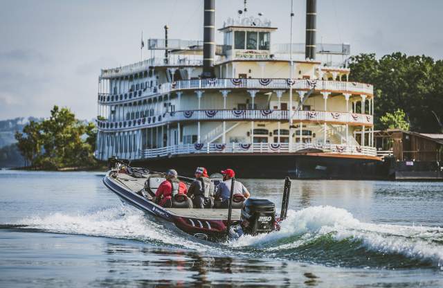 Table Rock Lake Boat Rentals in Branson