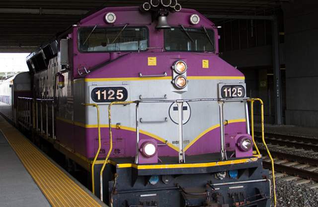 Warwick Train