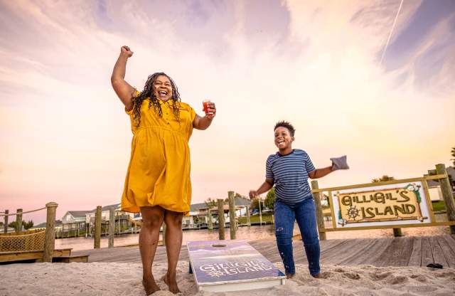 Touchdown on The Northshore: Your Ultimate Big Game Getaway!