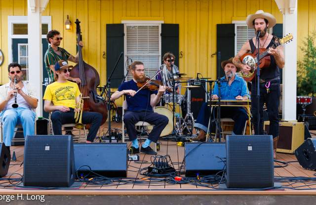 Spring Festivals on The Northshore: Music, Food and Art in Bloom