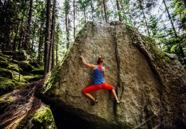 Bouldering in Quincy Quarries Reservation