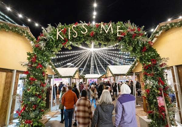 The Holiday Market at Snowport