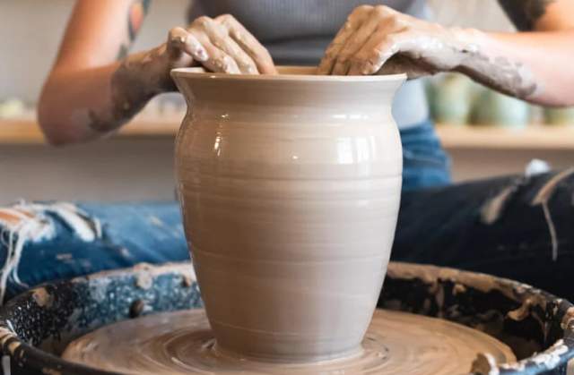 SARAH GLASS CERAMICS