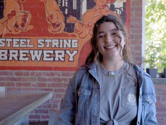 Sneak Piques - Steel String Brewery