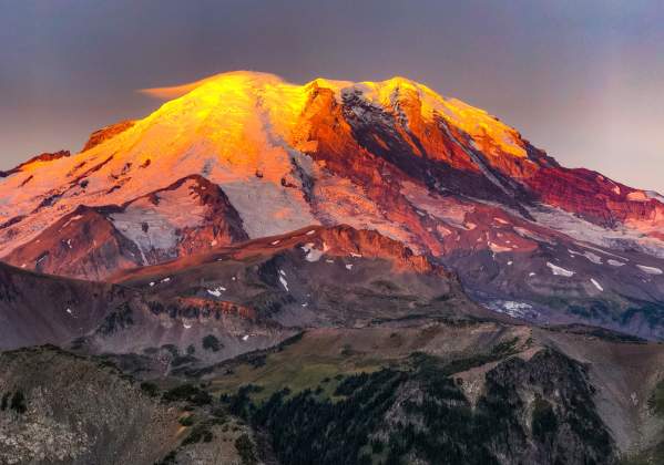 Sunrise at Mount Fremont on Mount Rainier