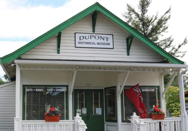 Dupont Historical Museum