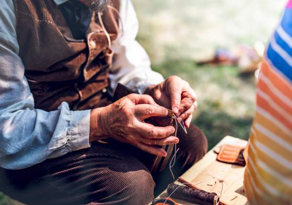 Heritage Skills Workshop: Leather Working (beginner)