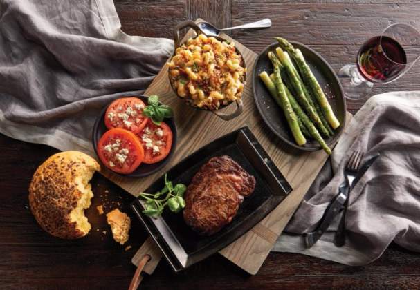 Morton's Grille