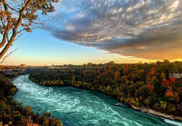 Niagara Glen Nature Centre