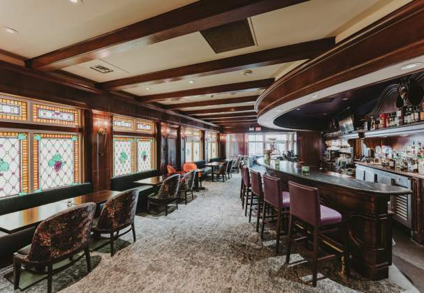 Bacchus Lounge