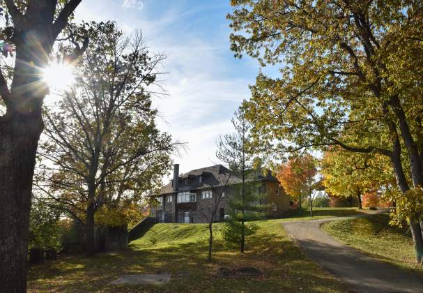 Niagara Glen Nature Centre