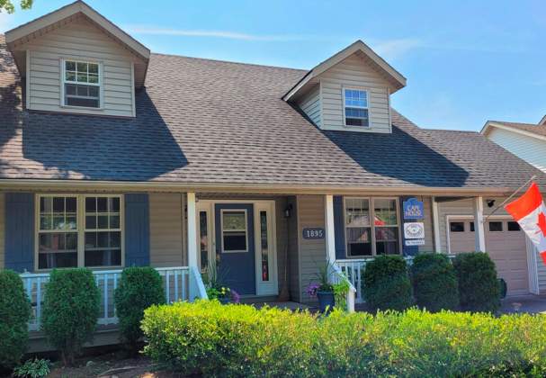 Cape House B&B
