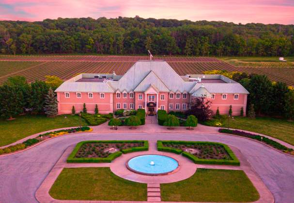 Chateau des Charmes Winery