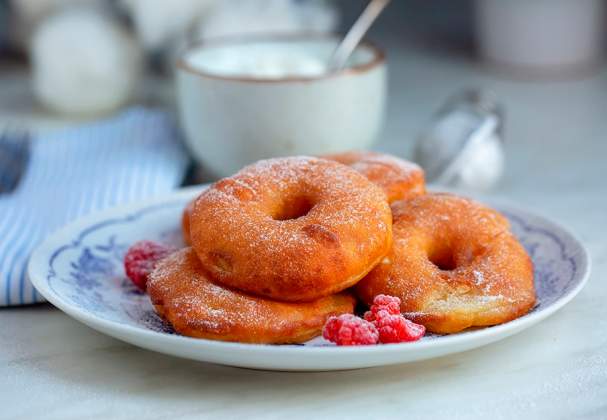 Fritters on the Lake