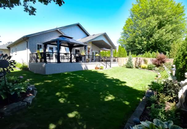 Graystone Bed & Breakfast