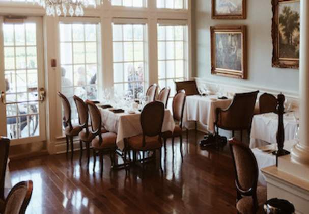 The Oaklands at Riverbend Inn