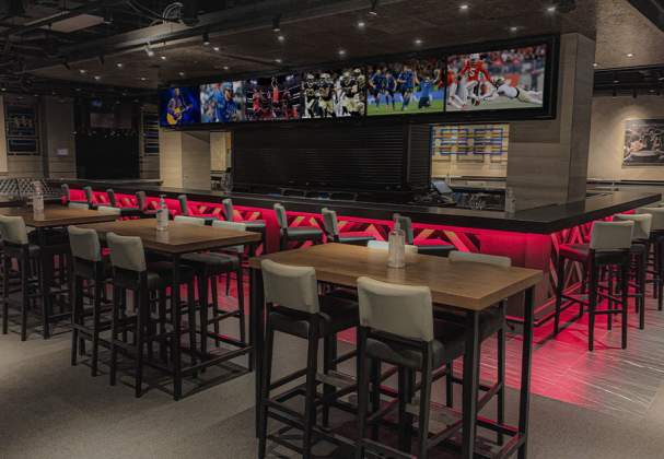 TGI Friday's Hyatt Regency Niagara Falls Fallsview