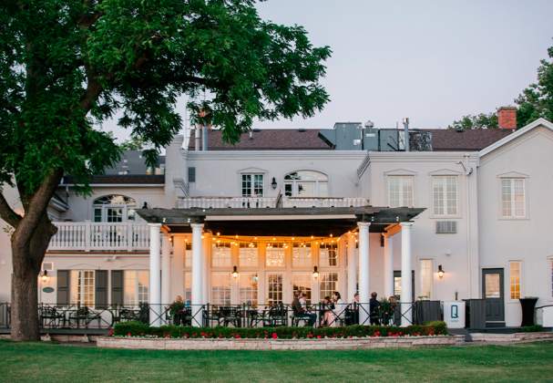 The Oaklands at Riverbend Inn